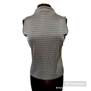 Anne Klein size small sleeveless mock neck top